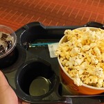 MOVIX三郷 - 料理写真:スタンダートコンボ770円