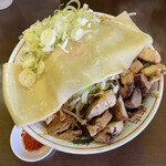 自家製麺 まさき - 【2021.6.18】汁なし750円+豚増し150円+ねぎ増し50円　おばけ麺