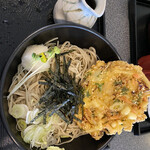 Teuchi Soba Fukushou - かき揚げ、かり。