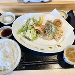 鳥とし - 焼き鳥屋の唐揚げ御前￥1200