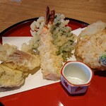 Kisetsu Ryouriaratama - しらすかき揚げ、大海老、旬菜の天婦羅