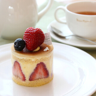 フランス菓子ペシェ・ミニヨン_0