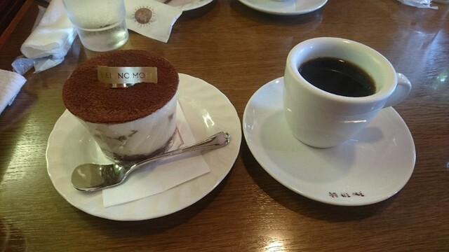 美味しいコーヒーで2日酔いの頭をスッキリとさせます By スリーパット 珈琲館 京店店 こーひーかん 松江しんじ湖温泉 コーヒー専門店 食べログ 美味しいコーヒーで2日酔いの頭をスッキリとさせます By スリーパット 珈琲館 京店店 こーひーかん 松江しんじ湖温泉 コーヒー専門店 食べログ
