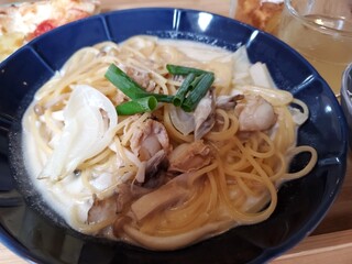 岡文吾商店 - ウニクリームパスタアップ