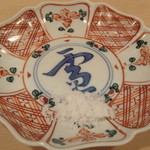Ginza Kasuga - 食器と粗塩