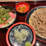 蕎麦人弁慶 - ネギトロ丼蕎麦（900円）