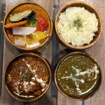 ・まつセット 1,480円/税込
          (あめ玉キーマ 、サグチキン、ブラウン野菜)