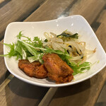 もやしナムル 、水菜、タンドリーチキン