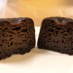 ハナカゴ - カヌレ　ショコラの断面