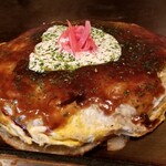 Okonomiyaki Imari - 「いまり風広島焼き｣(税込1,000円・ランチ価格)
                        ・蒸し細麺(蒸し太麺も選択可)
                        ・オリジナルお好みソース
                        ・焼き方:軽くヘラ押しする
                        ・焼き上がりの形:綺麗な丸い形
                        ・鉄板・お皿のどちらでも可能