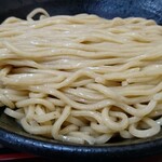 Menya Shouryuu - 全粒粉入り極太麺は艷やかで美味しいそう(* ´ ﹃｀*)