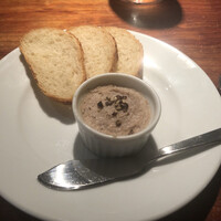 ヌガ - アミューズの豚のリエット