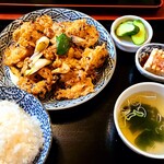 大新楼 - 鳥唐の黒豆（トウチ）炒め定食