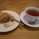 おひさまや - ｱｯﾌﾟﾙﾊﾟｲと紅茶