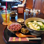 琉球料理 ぬちがふぅ - 銀毛サンピン茶が来ました♪ビールと同じ値段(^_^;)