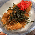 山形十割そば処 紅 - 「紅のソースカツ丼(ハーフ)」とんかつは揚げたて熱々です！