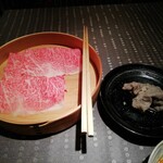 瀬里奈 - しゃぶしゃぶのスープで調理したしゃぶしゃぶ肉と、残りのしゃぶしゃぶ肉・その２です。