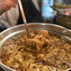 暮ラシノ呑処 オオイリヤ - 料理写真:鶏皮煮込み