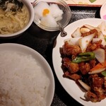 Chuugokushusai Kourai - Ｂランチ(若鶏の唐揚黒酢あんかけ定食) ¥800