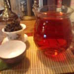 一芯二葉 - ピッチャー出しの台湾茶、のんびり本が読みたい時にお薦め