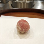 天麩羅 四季彩 村松 - 苫小牧産フルーツトマト。糖度12度で甘いが、トマトの酸味もしっかりあり、絶妙な味のバランス。絶品！