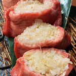 Yakiniku Horumon Sansuien - 厚切り生タン塩ネギ包み焼き