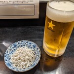 香海 - お通し・生ビール中