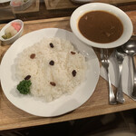 COFFEE HALL くぐつ草 - くぐつ草カレー　¥1,250