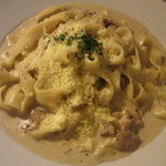 パスタ・リコッタ - ポルチーニ茸とベーコンのクリームソース