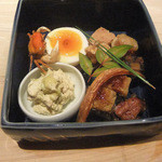 くろぎ - 八寸（鱧棒寿し ばち子 無花果胡麻だれ掛け 月見団子）