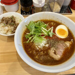 Ramen 5 W - 