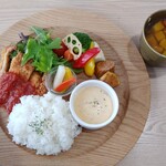 飲茶ぷーある - 温野菜とチキンカツのサラダプレート 1250円