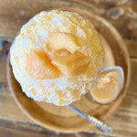 カフェ フクバコ - 熟した赤肉メロンがオン&イン♡