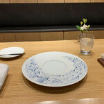 フレンチレストラン・プレジール - セッティング＠2021/5