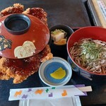 Kodama Shokudou - わらじカツ丼とソバ(冷)¥1160