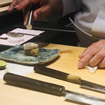 姫沙羅 - 「海老の全部のせ」を調理中