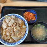 吉野家 - 豚丼特盛にAセット(キムチと味噌汁)