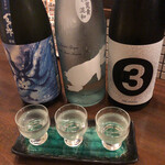 Wakatarou - 日本酒飲み比べ（左からノーマーク十郎・角右衛門・奥）