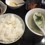 Ramusen Hitsuji Tei - ライスとスープとキムチ