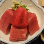 大八 - マグロがデカい！ボリューム満点！ 鮮度はもちろん、味も良く美味しいマグロです。