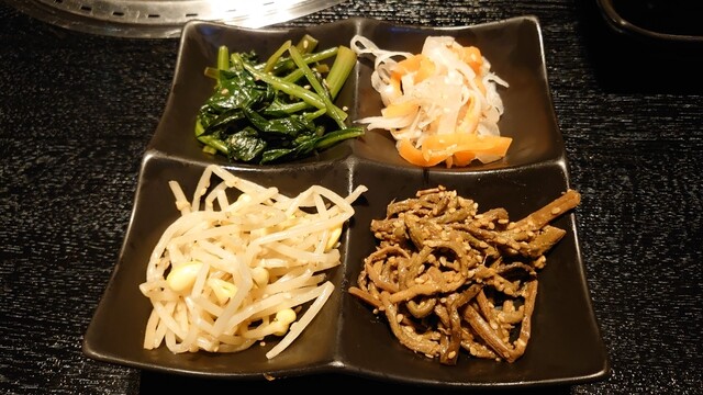 炭火焼肉 名牛 田尻 守山 焼肉 食べログ