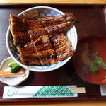 Nakamuraya - 上うな丼(2,900円)うなぎ1本、ご飯は少なめ