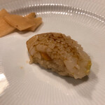 うを徳 - 葉山あおりいかとウニ挟みのにぎり