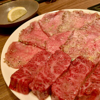 焼肉うしごろ 新宿三丁目店 - 