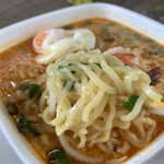 タイ料理ぺっぽい - トムヤムヌードルの麺♪