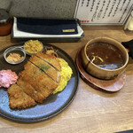 カレーは飲み物。（壺） - とんかつ壺焼き欧風カレー