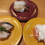 Sushiro - 上から、天然車海老食べ比べ、オニオンサーモン、〆真さば(ごまネギ)