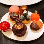 ガストロノミー ジョエル・ロブション - 