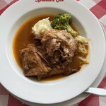 ブラッスリー・グー - 豚バラ肉の赤ワインビネガー煮込み