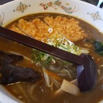 ファミリーレストラン 若鶴 - カツカレーラーメン